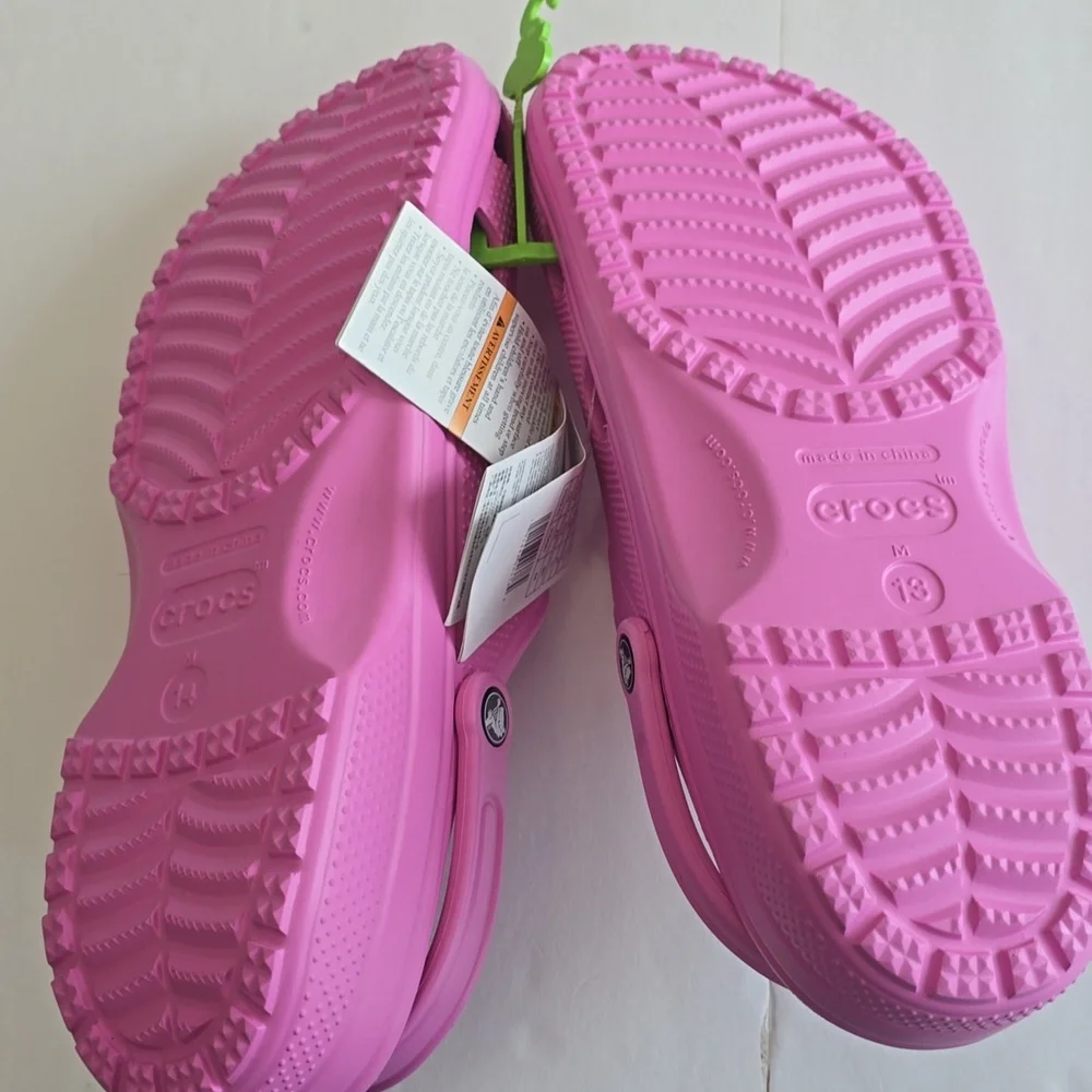 NWT Crocs Classic Pink Adult Size 13